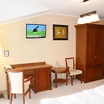 Eden Hotel 3*