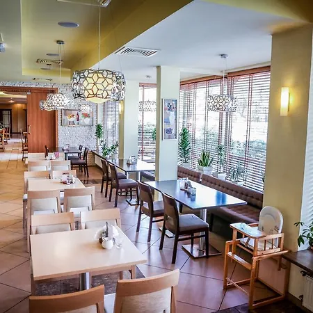 Eden Bis Рыдзына