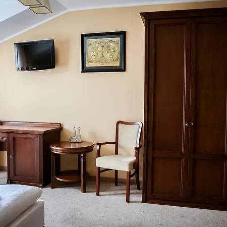 Eden Bis Отель 3*