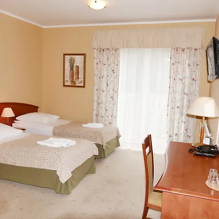 Отель Eden Bis 3*